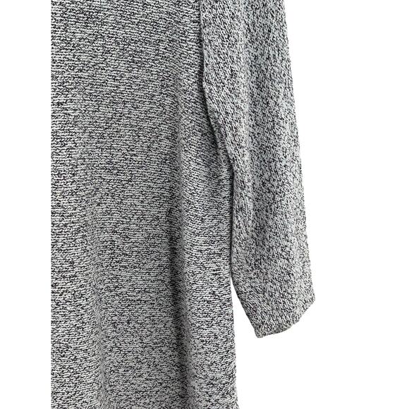 Chico’s Size 3 Gray Sweater with Fringed Bottom Size 16/18-‎ Comfy & Stylish! - Picture 6 of 10